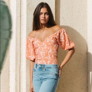 Yireh Kate Top XS in Blossom. Brand new with tags!